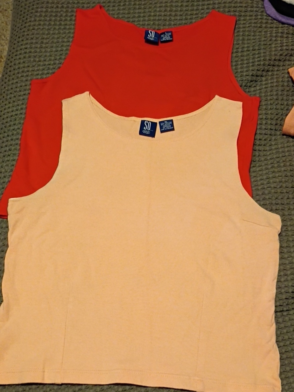 SO Women's Tank Tops in Peach and Red - Sleeveless Scoop Neck Duo